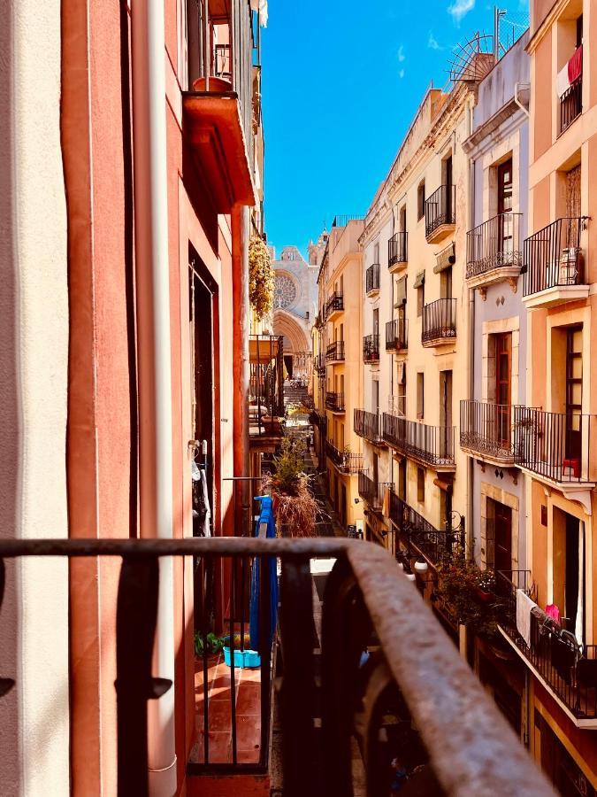 Encantador Con Vistas A La Catedral!